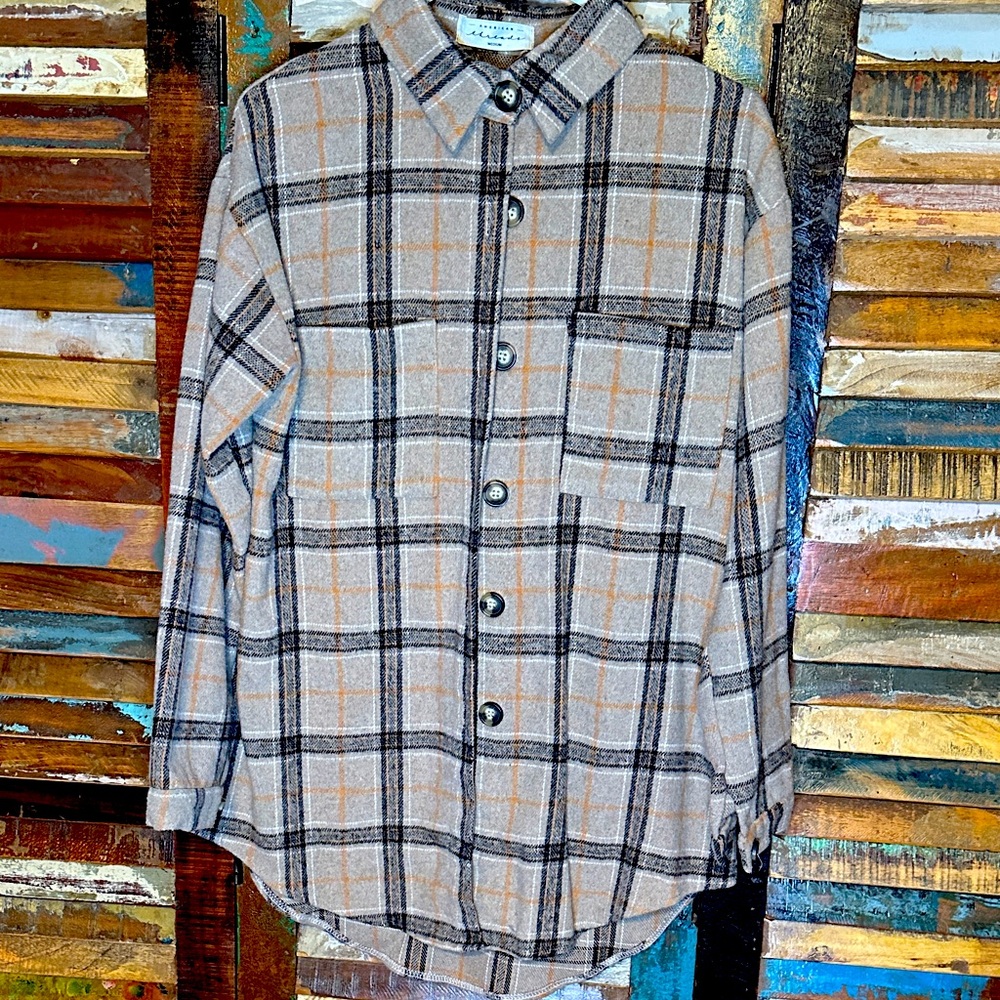 American Threads Boutique oversized Plaid Button-Up Shirt flannel size Medium